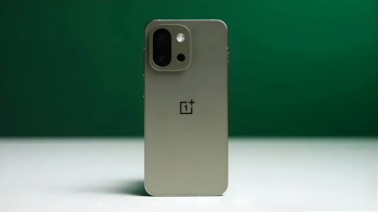 OnePlus 15T Debuts
