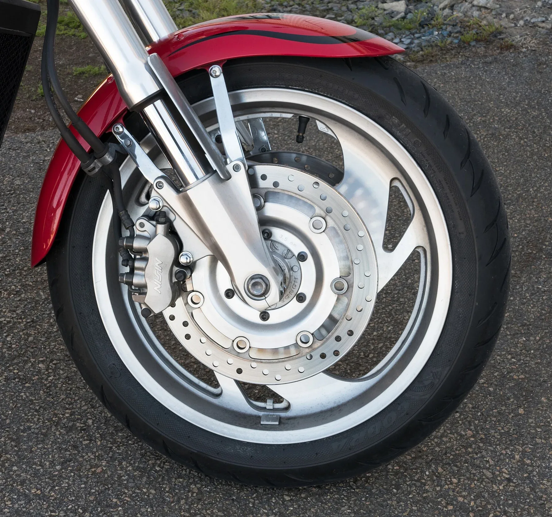Front wheel and disc brake on a Honda VTX 1800 C